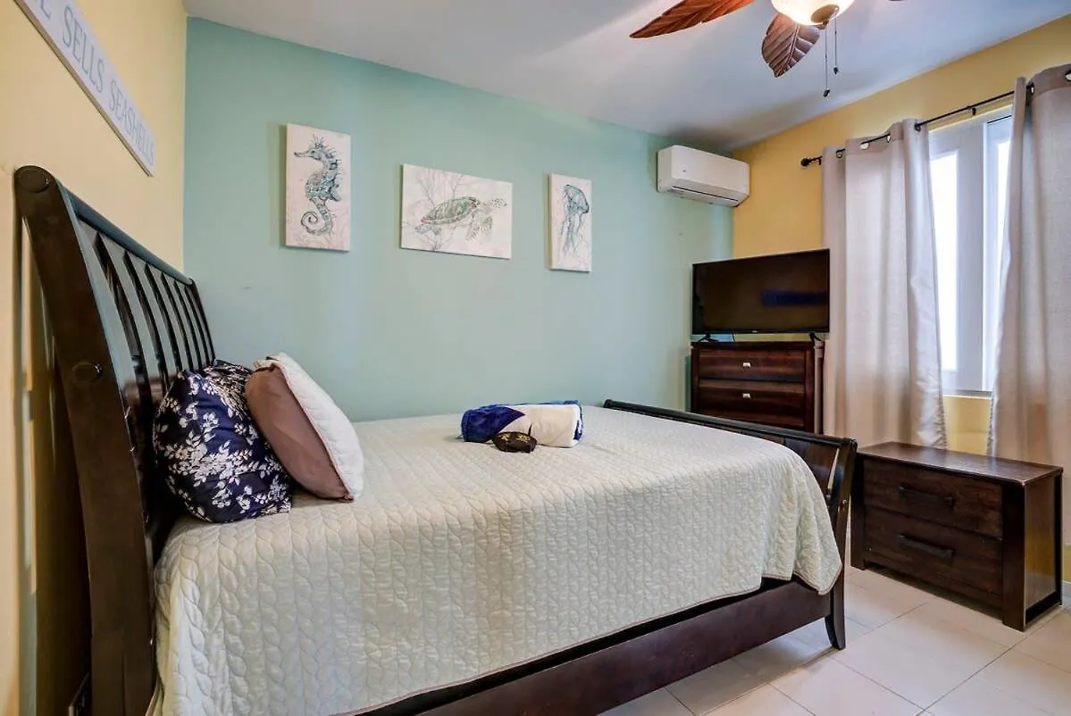 Hébergement de vacances 3 Villas With Stunning Views & 2 Private Pools Luquillo Porto Rico