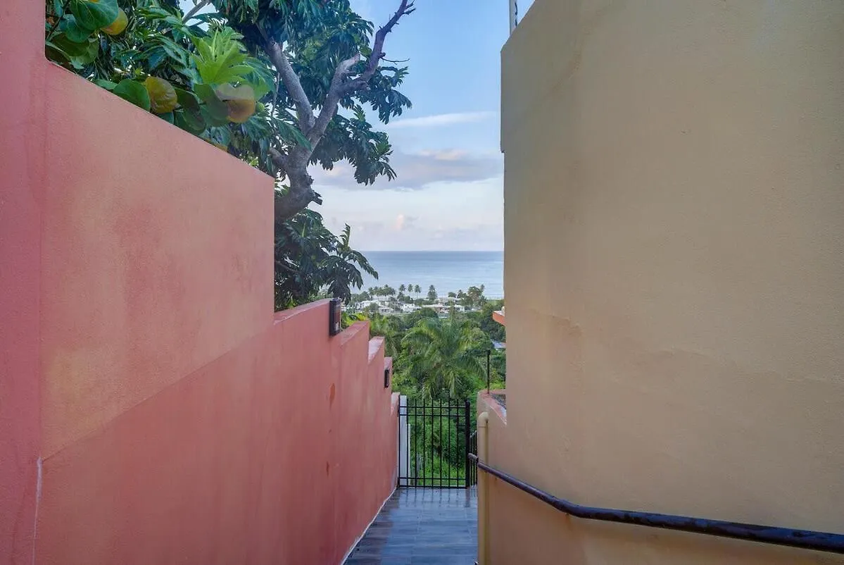 Hébergement de vacances 3 Villas With Stunning Views & 2 Private Pools Luquillo Porto Rico