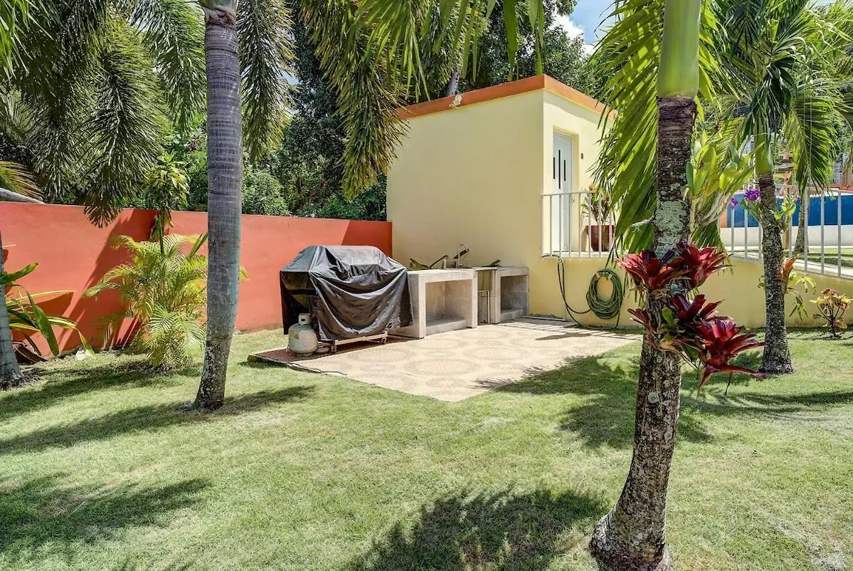 3 Villas With Stunning Views & 2 Private Pools Luquillo